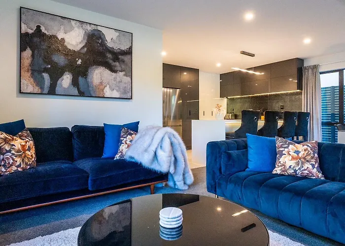 Villa Lusso - Unwind In Luxury And Relax In The Hot Tub